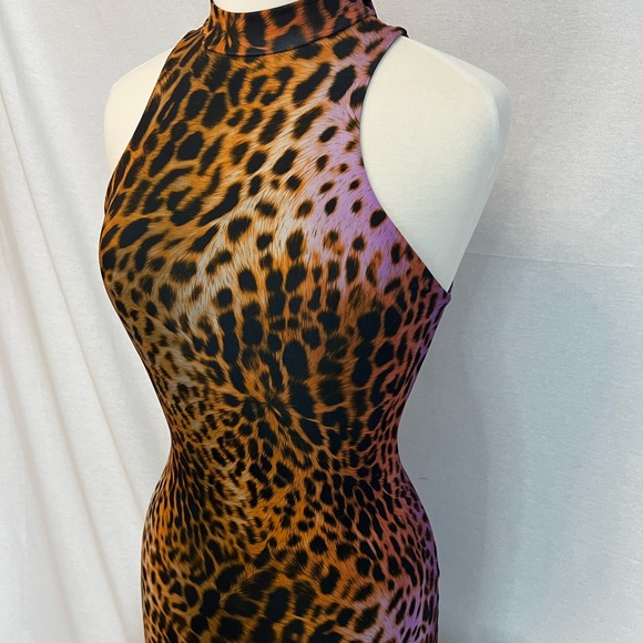 Gorgeous Leopard Print Dress - Picture 7 of 9